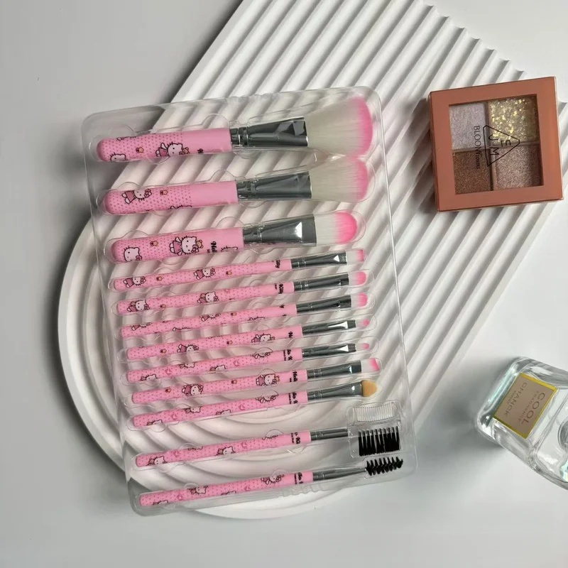 Hello Kitty 12-delige make-upb - Beauty Makeup Tools Set recensie en prijs
