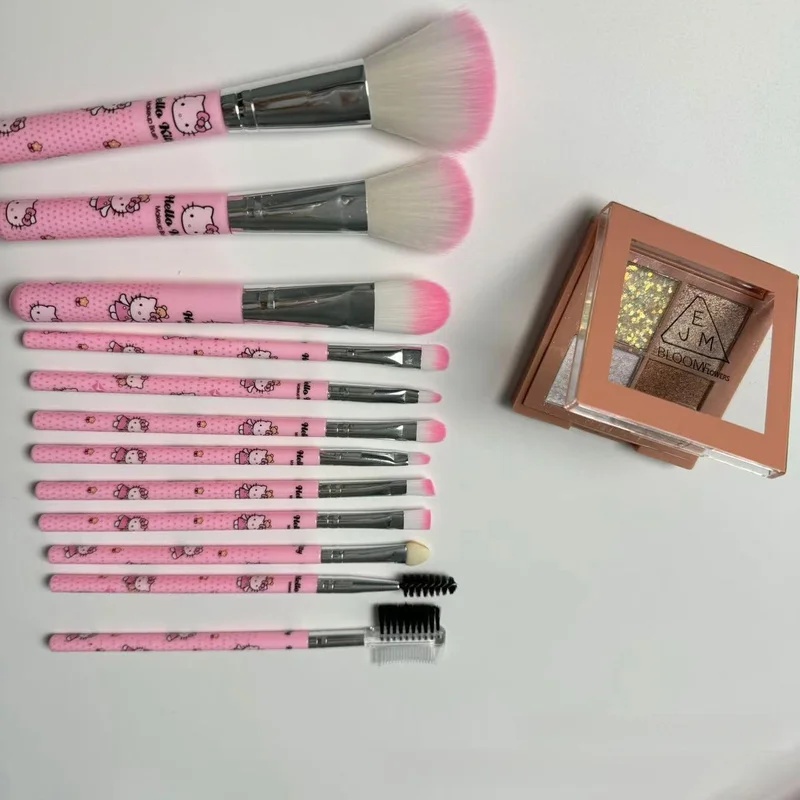 Hello Kitty 12-delige make-upb - Beauty Makeup Tools Set recensie en prijs